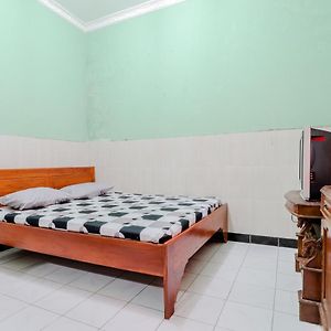 Kamar double standard